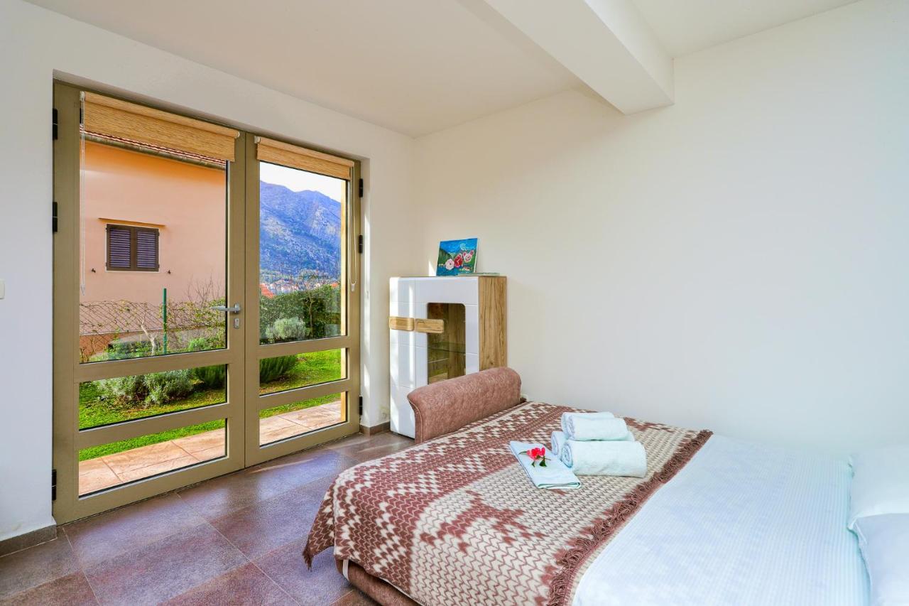 Apartment Castellino Kotor Ngoại thất bức ảnh